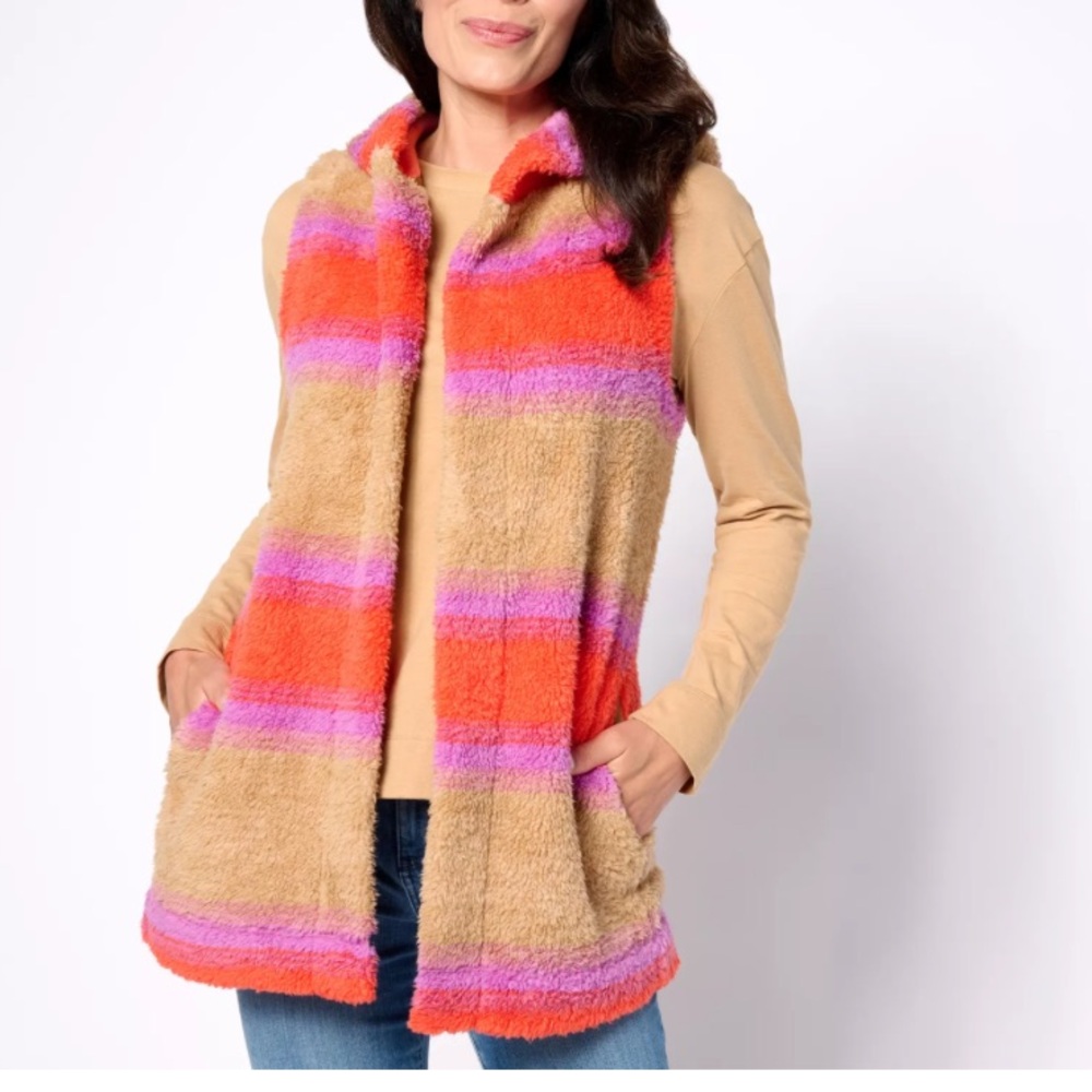 KOOLABURRA BY UGG HOODED SOFT VEST